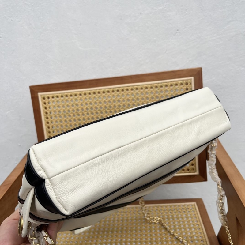 Ch**el hobo 22 bags